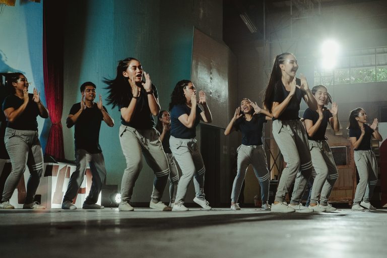 How to Make a Dancing AI Video From a Single Photo